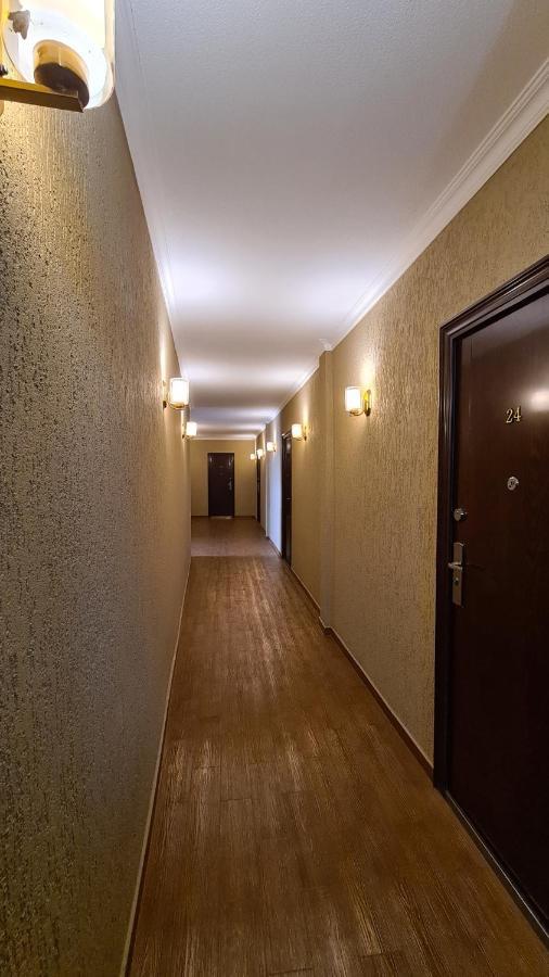 Georgian House Hotell Kutaisi Eksteriør bilde
