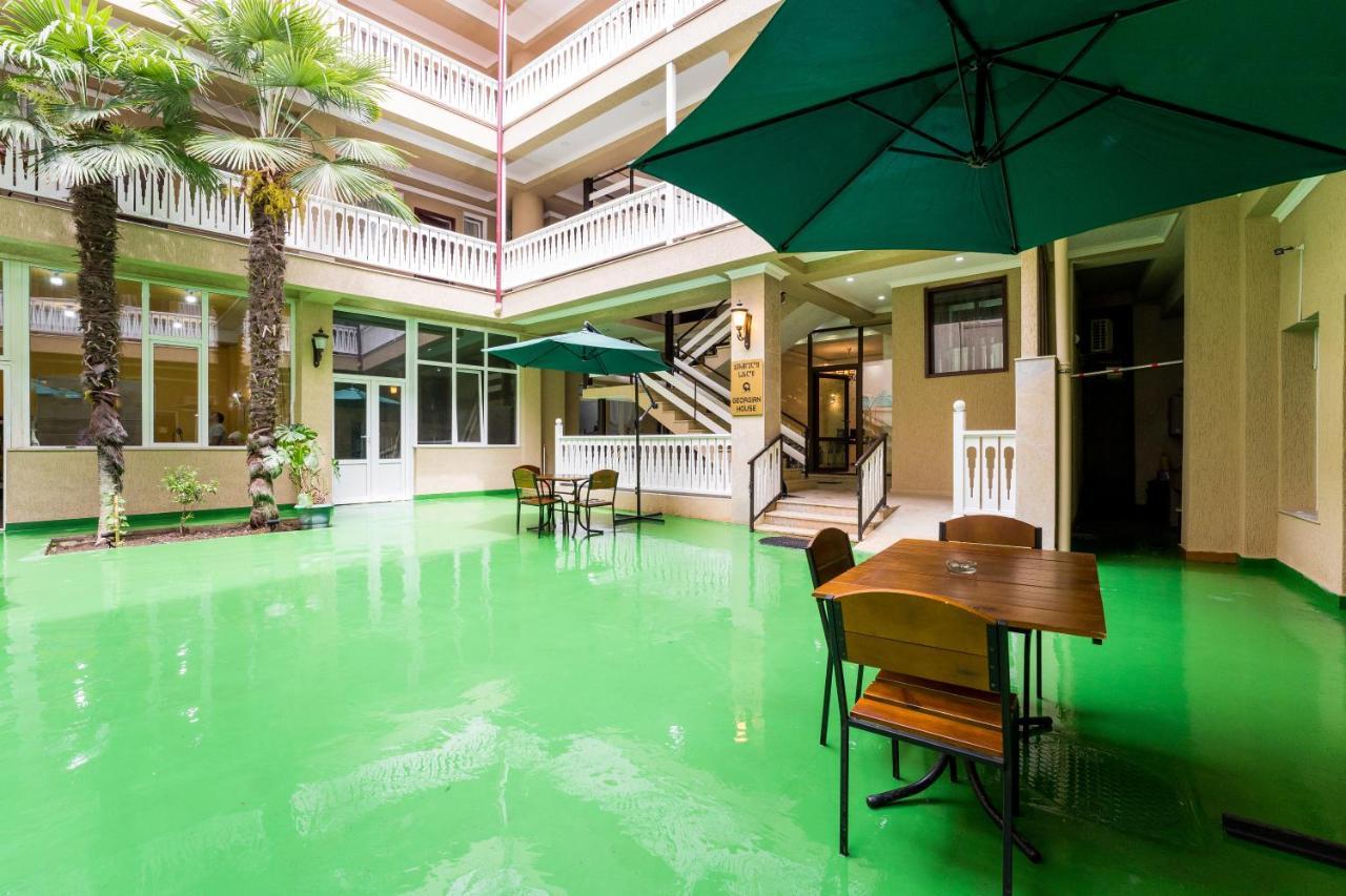 Georgian House Hotell Kutaisi Eksteriør bilde