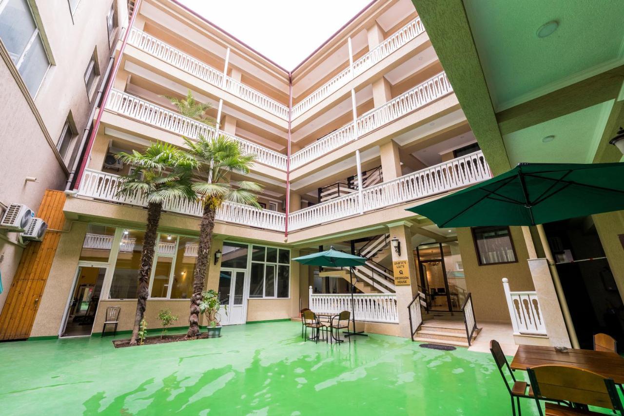 Georgian House Hotell Kutaisi Eksteriør bilde