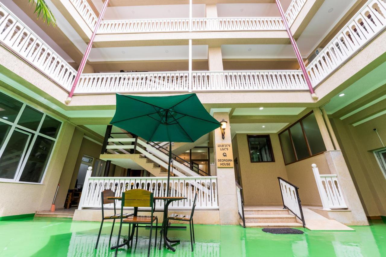Georgian House Hotell Kutaisi Eksteriør bilde